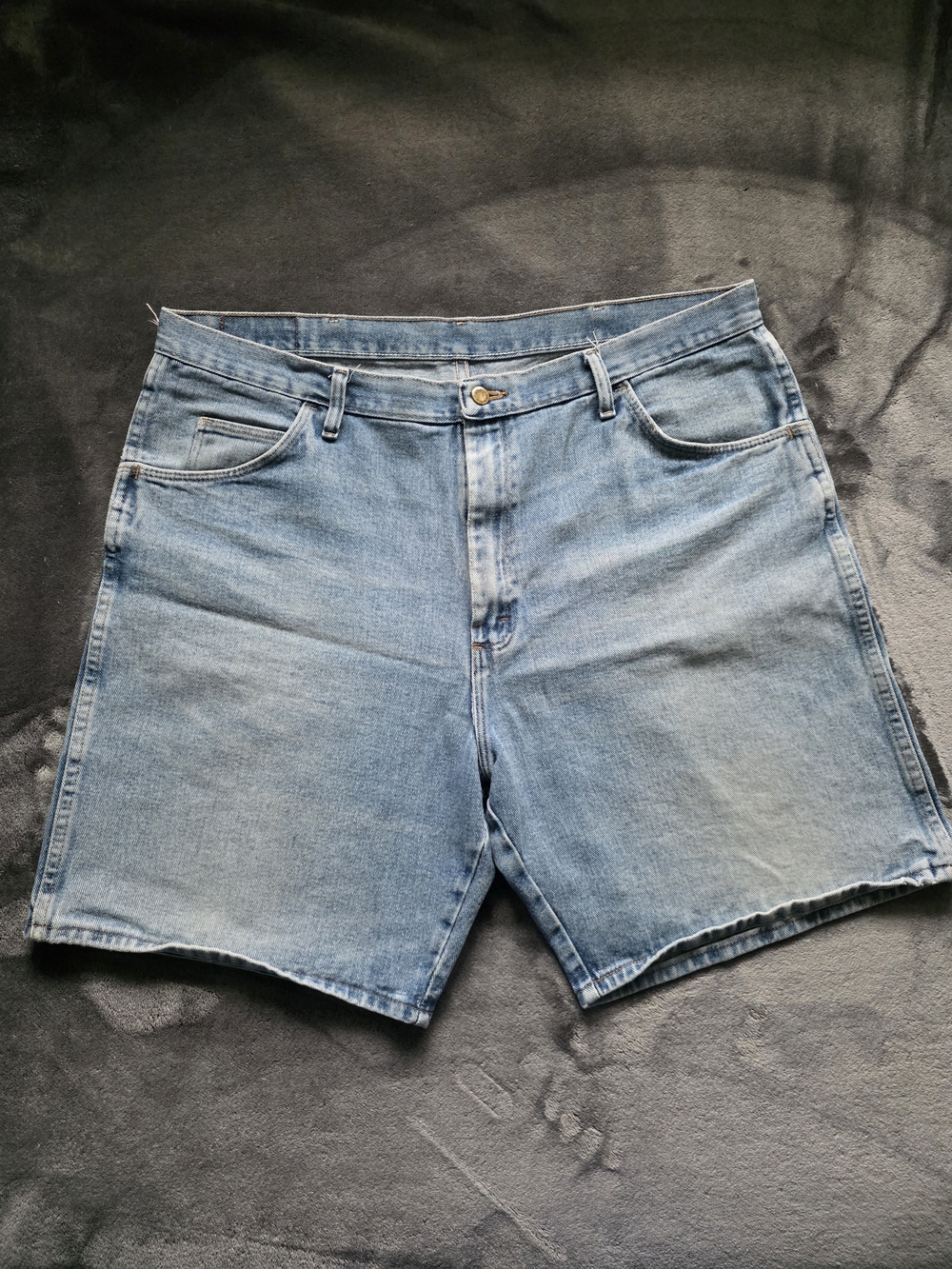 Wrangler VTG Men's Light Wash Denim Jean Shorts